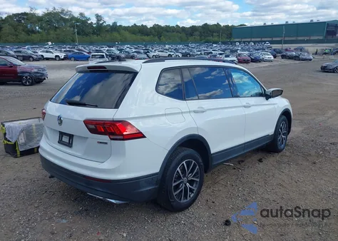 2021 Volkswagen Tiguan 2.0T S z USA, uszkodzony, nr VIN 3VV0B7AX2MM059621